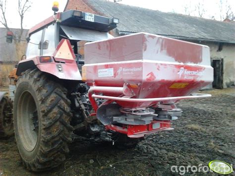 zdjęcie rozsiewacza Kverneland Exacta EL z opcjonalnymi nadstawkami