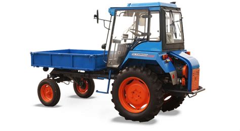 Zdjęcie nowoczesnego nośnika narzędzi Agromash 30 Sh (HTZ SSH-2540)