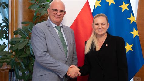 Portret Marcina Piluchowskiego, Dyrektora Sprzedaży HIAB Poland