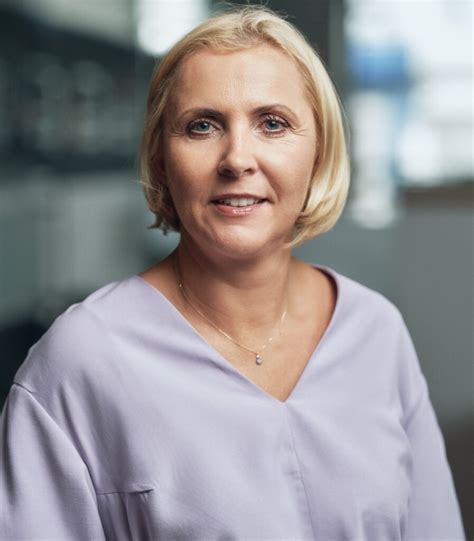 Portret Izabeli Pacochy, Dyrektor ds. Klientów Kluczowych HIAB Poland