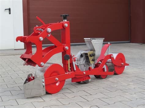 Sekcja wysiewająca siewnika Max Pneumatic z możliwością siewu dwurzędowego
