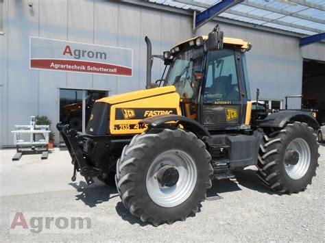 JCB Fastrac 2135 w akcji na polu