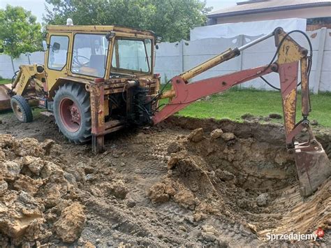 koparko-ładowarka Ostrówek NK454B 4x4 z teleskopem w pracy