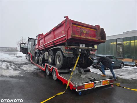 Zdjęcie różnych typów wywrotek (jednoburtowa, trójstronna, 8x4)