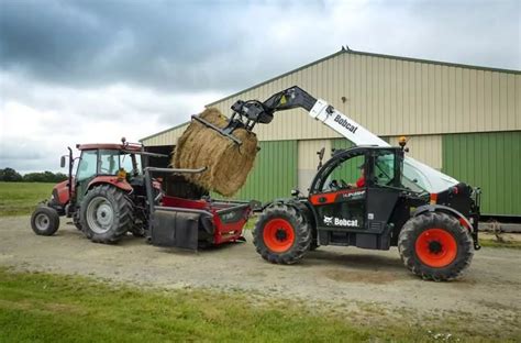 Zestawienie różnych modeli ładowarek Bobcat pracujących w różnych środowiskach