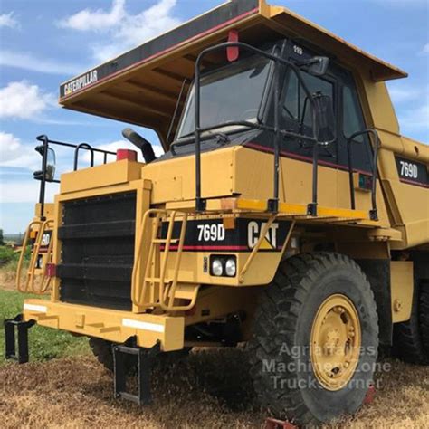 historyczny model wozidła sztywnoramowego Cat 769
