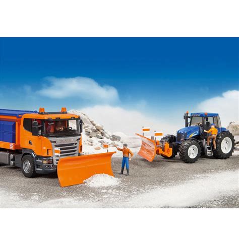 Bruder 03020 pług śnieżny do ciągnika, widok z przodu