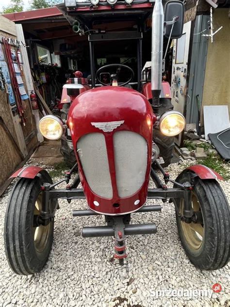 Zdjęcie Ursusa C-328