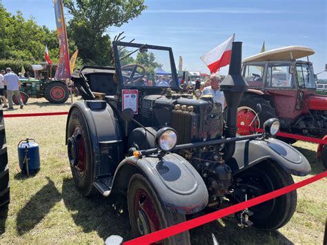 Zdjęcie Ursusa C-45, polskiej kopii niemieckiego Lanz Bulldoga