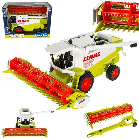 Zabawkowy kombajn zbożowy Claas Lexion 480 Bruder z widocznymi ruchomymi elementami