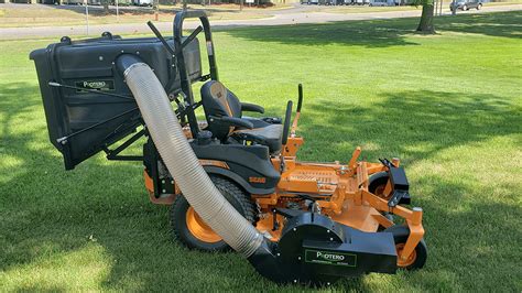 Photo of the TKR300 mower with its textile grass catcher attached.
