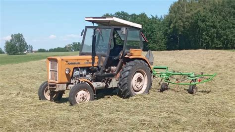 Ursus C-360 w akcji na polu rolnym