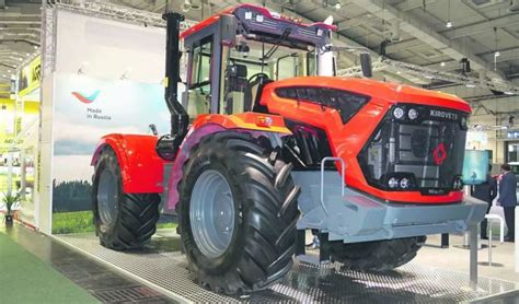 Thematic photo of the Kirowiec K-744R4 tractor at the Agro-Tech fair
