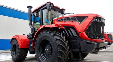 Concept art or technical drawing of the new Kirovets K-8 tractor