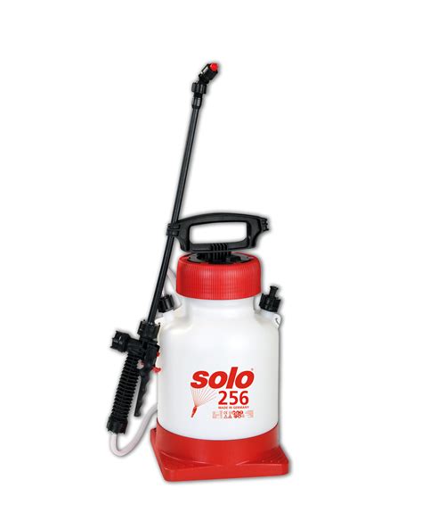 Opryskiwacz ręczny Solo 402 w akcji