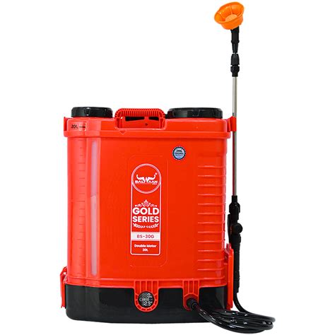 Infographic showing the battery and motor components of an electric sprayer