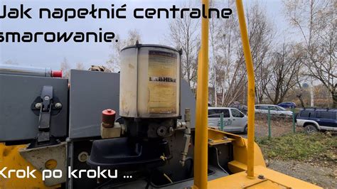 Zdjęcie przedstawiające punkt smarowania (kalamitkę) na traktorku