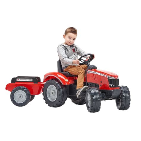 zdjęcie dziecka bawiącego się na traktorze na pedały Massey Ferguson