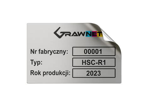 Etykieta identyfikacyjna produktu Cub Cadet z numerem seryjnym i modelem