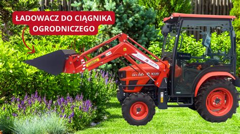 Zdjęcie mini ciągnika ogrodniczego z różnymi akcesoriami