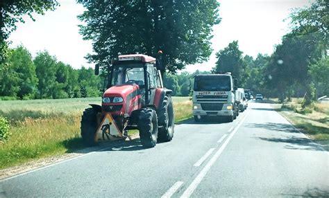 ciągnik Pol-Mot Foton 824 w akcji
