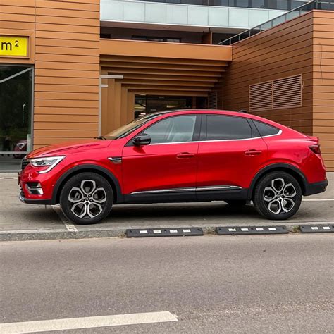 Infografika: Udział ciągników Renault na polskim rynku wtórnym