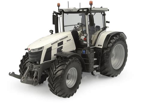 Biały Massey Ferguson