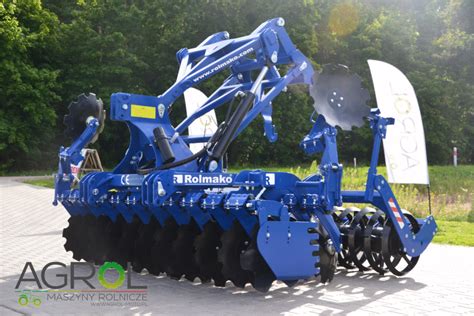 rolmako u693 w pracy na polu