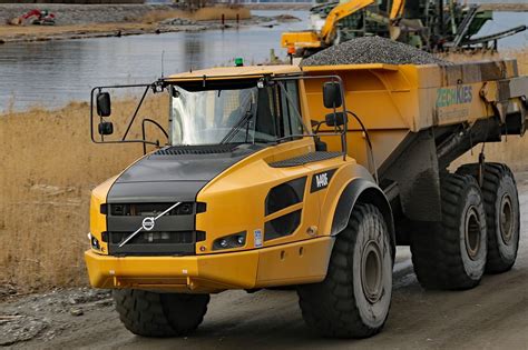 Schematyczny widok wozidła budowlanego Terex TA3sh