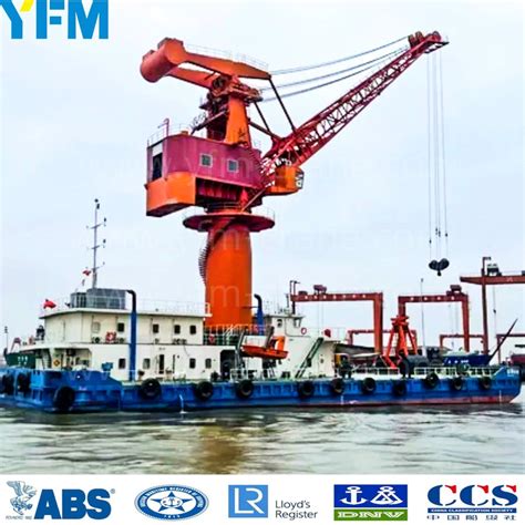 Thematic photo of a self-propelled crane in operation