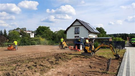 Przygotowanie terenu pod glebogryzarkę separacyjną