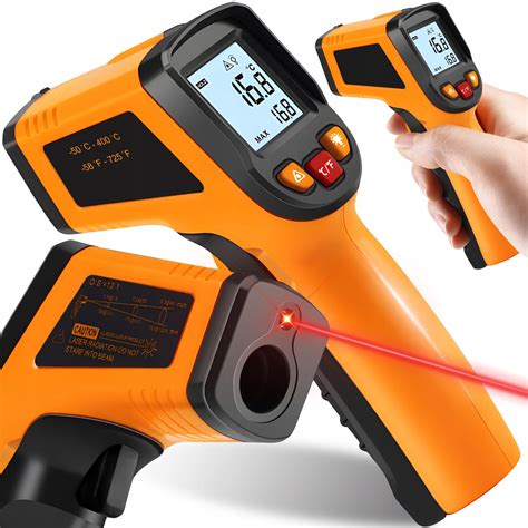Termometr laserowy wskazujący temperaturę przewodu hydraulicznego