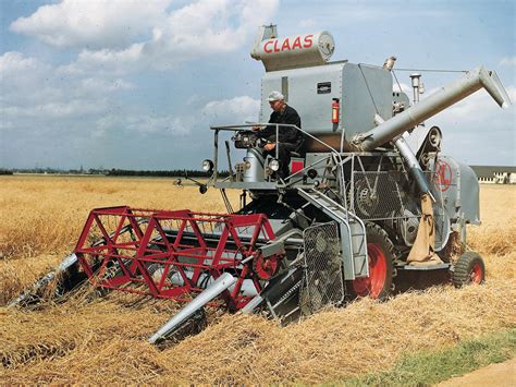 Claas Hercules na polu, historyczne zdjęcie