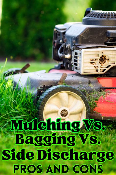 Infographic showing different grass collection systems: basket, mulching, side discharge