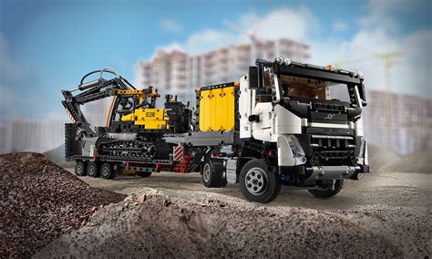 Zdjęcie alternatywnego modelu: przegubowa ciężarówka budowlana Mercedes-Benz z klocków LEGO Technic