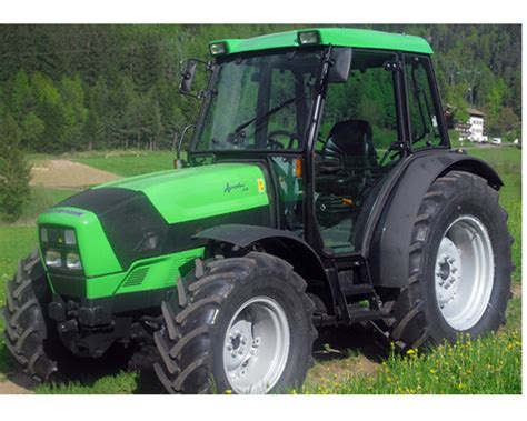 Zdjęcie ciągnika Deutz-Fahr z kabiną firmy Lochmann