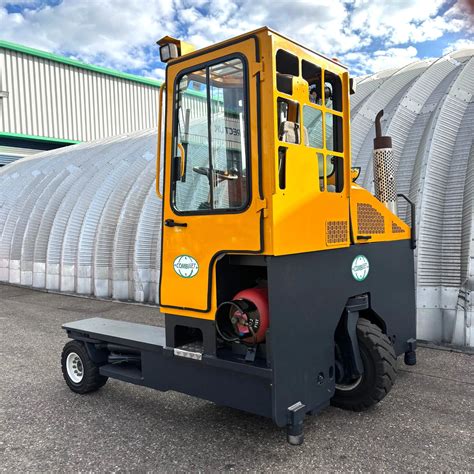 The C4000 diesel forklift operating in a construction site