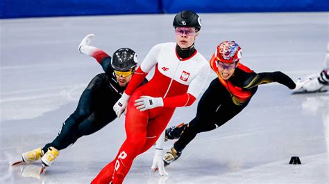 Infografika przedstawiająca historyczne osiągnięcia Simona Ammanna na igrzyskach olimpijskich