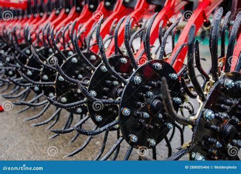 Close-up photo of various types of Kuhn rotary harrow teeth