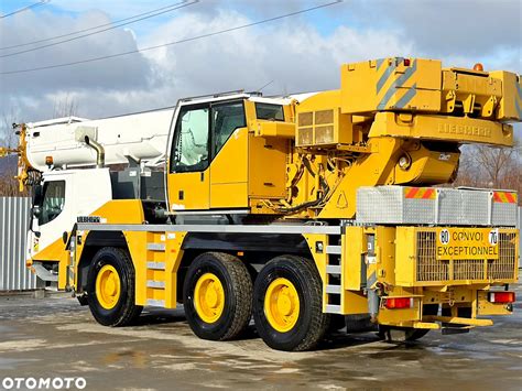 Dźwig samojezdny Liebherr w akcji