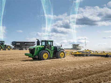 infografika przedstawiająca systemy rolnictwa precyzyjnego w ciągnikach John Deere