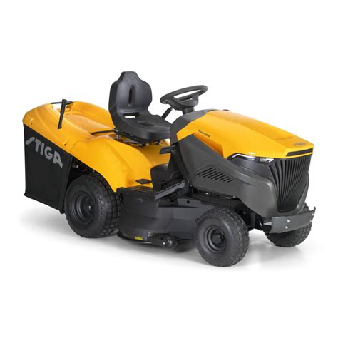Stiga A 1500 w akcji koszenia trawnika z widocznymi precyzyjnymi pasami