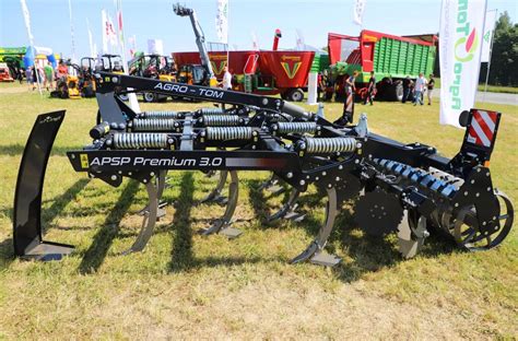 Schemat budowy kultywatora z różnymi typami zębów roboczych