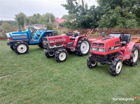 Różne modele używanych japońskich mini traktorów (Kubota, Yanmar, Iseki)