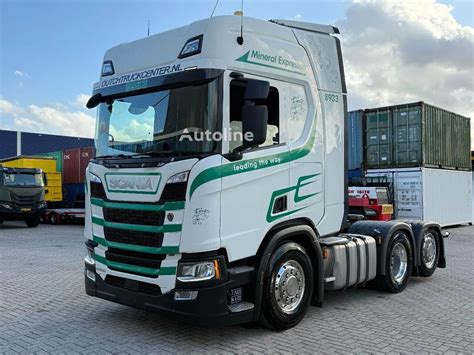 Ciągnik siodłowy Scania R450 6x2 z niskim siodłem i osią pchaną