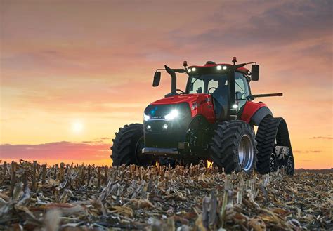 zdjęcie ciągnika Case IH Magnum 340 pracującego w polu