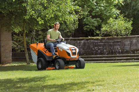 Traktorek Stihl RT 6127 ZL
