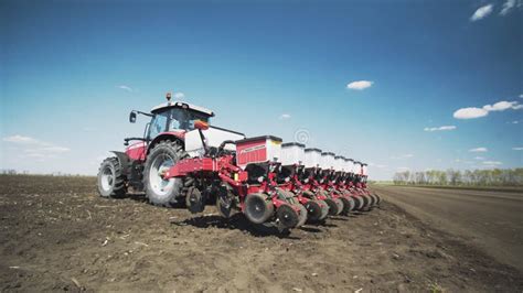 Thematic photo of Meprozet seeder working in the field