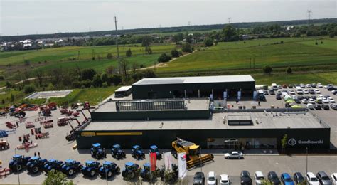 Zdjęcie ultranowoczesnego Centrum Obsługi Klienta Osadkowski w Namysłowie