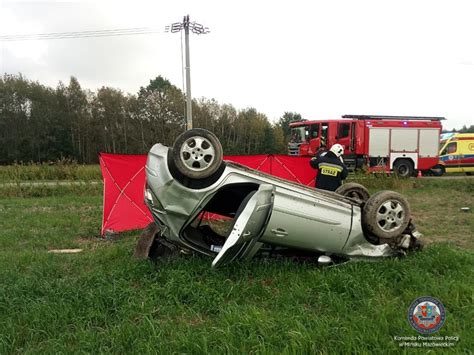 Zdjęcie przedstawiające miejsce wypadku drogowego z udziałem tirów